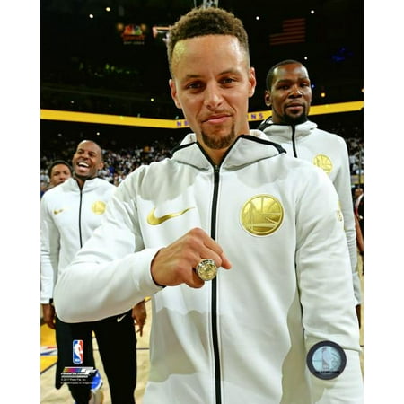 Stephen Curry with his 2017 NBA Championship Ring Photo