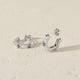 thumbnail image 5 of Pendientes de aro Huggie OA Ora Ana Claire en oro vermeil de 18 quilates, 5 of 8