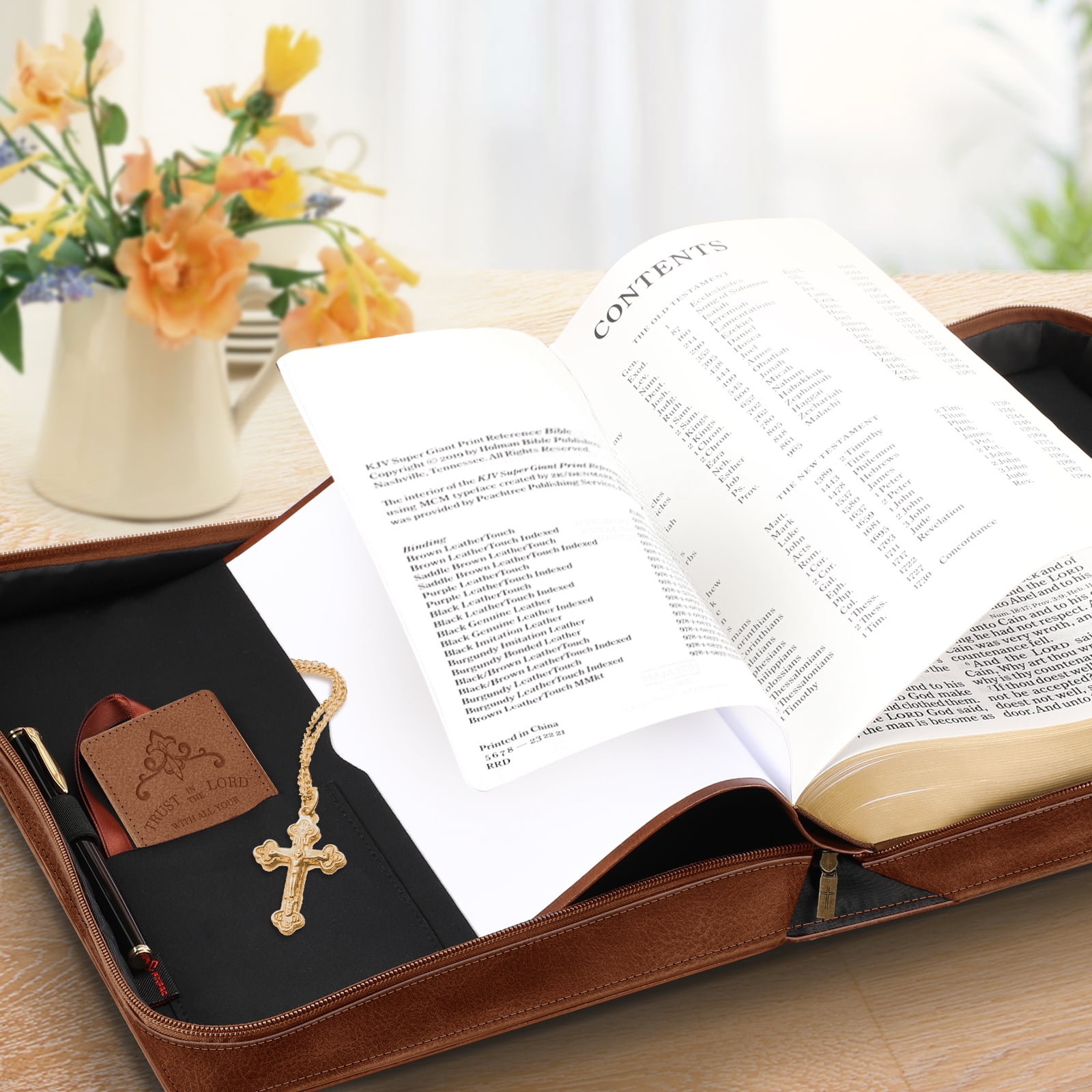 Classic Bible Cover, FINPAC Extra Large PU Leather Carrying Book Case Church Bag Bible Protective with Handle, Perfect Gift for Men, Women, Father, Mother, Friends [Trust in The Lord], Bronze