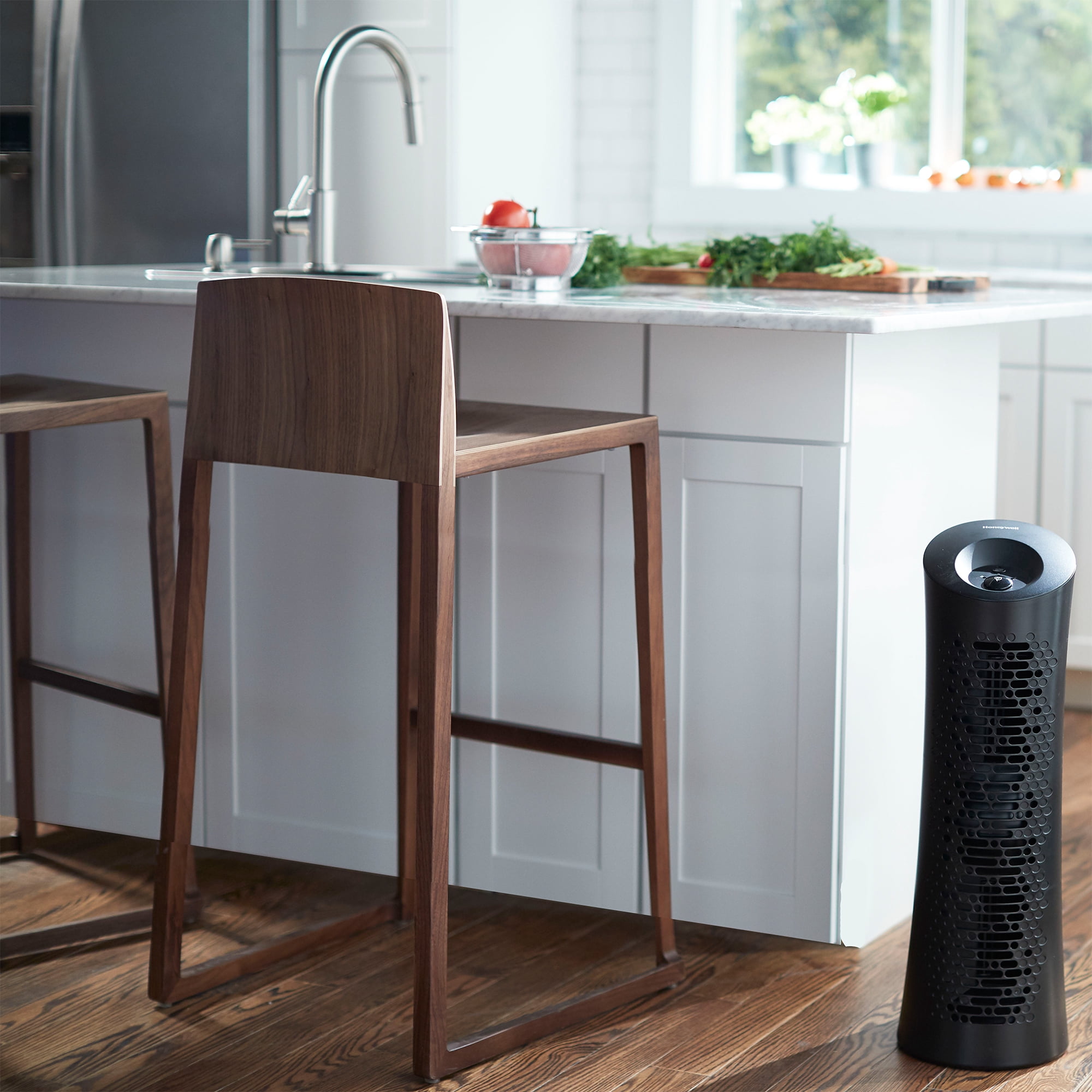 Honeywell Air Purifier, HPA030B, 990 sq ft, HEPA Filter, Allergen, Smoke, Pollen, Dust Reducer