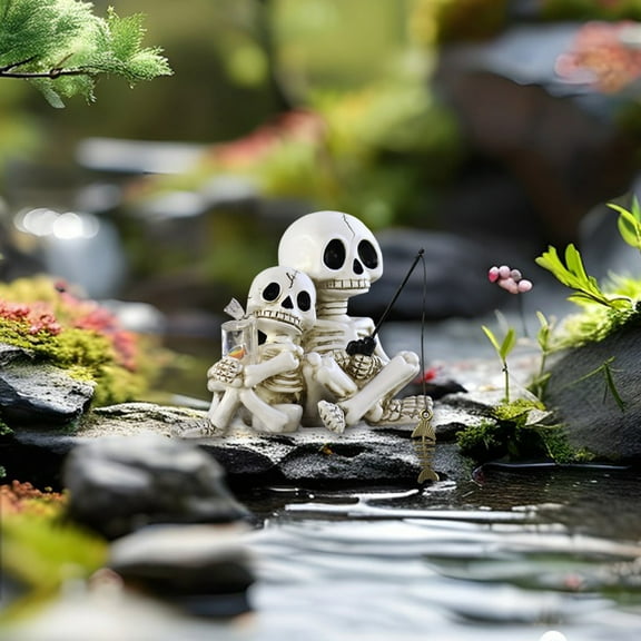 Halloween Skeleton Couple Figurine, Resin Skeletons Holding Lantern and Fishing Rod, Spooky Home Decor Ornament Father and Son Skeleton Ornament, 3.03 Inch Tall, 1PC