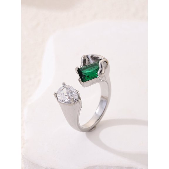 Emerald Elegant Copper Ring With Electroplating Finish Free Size Jewelry For Women Gift Ready Everyday Wear