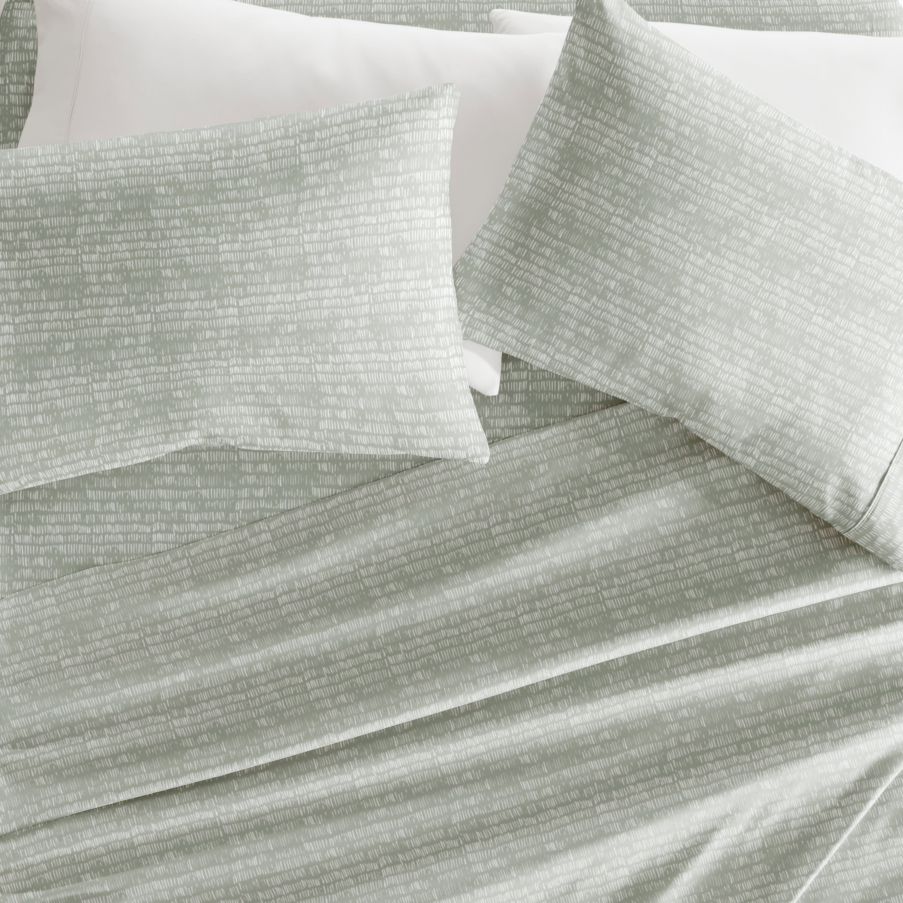 Noble Linens 4 Piece Pattern Microfiber Bed Sheets Set, Dashed Lines Green Mist , Cal King