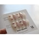 thumbnail image 4 of Press On Nails JIEADJIE, diseño rosa almendra mate, 3 tamaños, 4 of 5