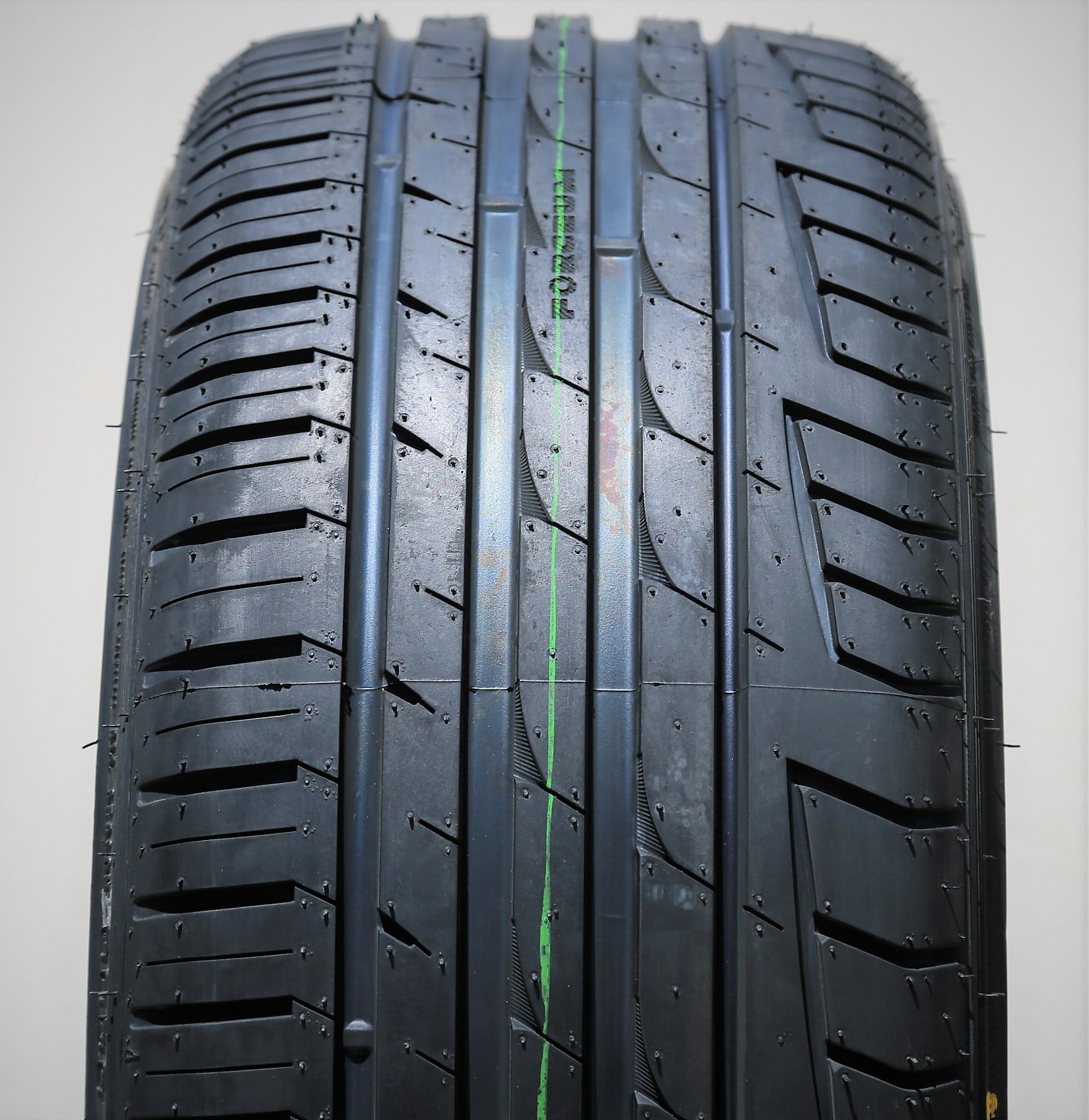 Forceum Octa High Performance Tires Set of 4, 245/35R20 ZR