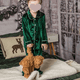 thumbnail image 2 of Venta caliente de ropa familiar unisex a juego, conjuntos de pijamas navideños de terciopelo suave para niños y niñas, conjuntos de pijamas navideños con volantes para bebés, 2 of 5