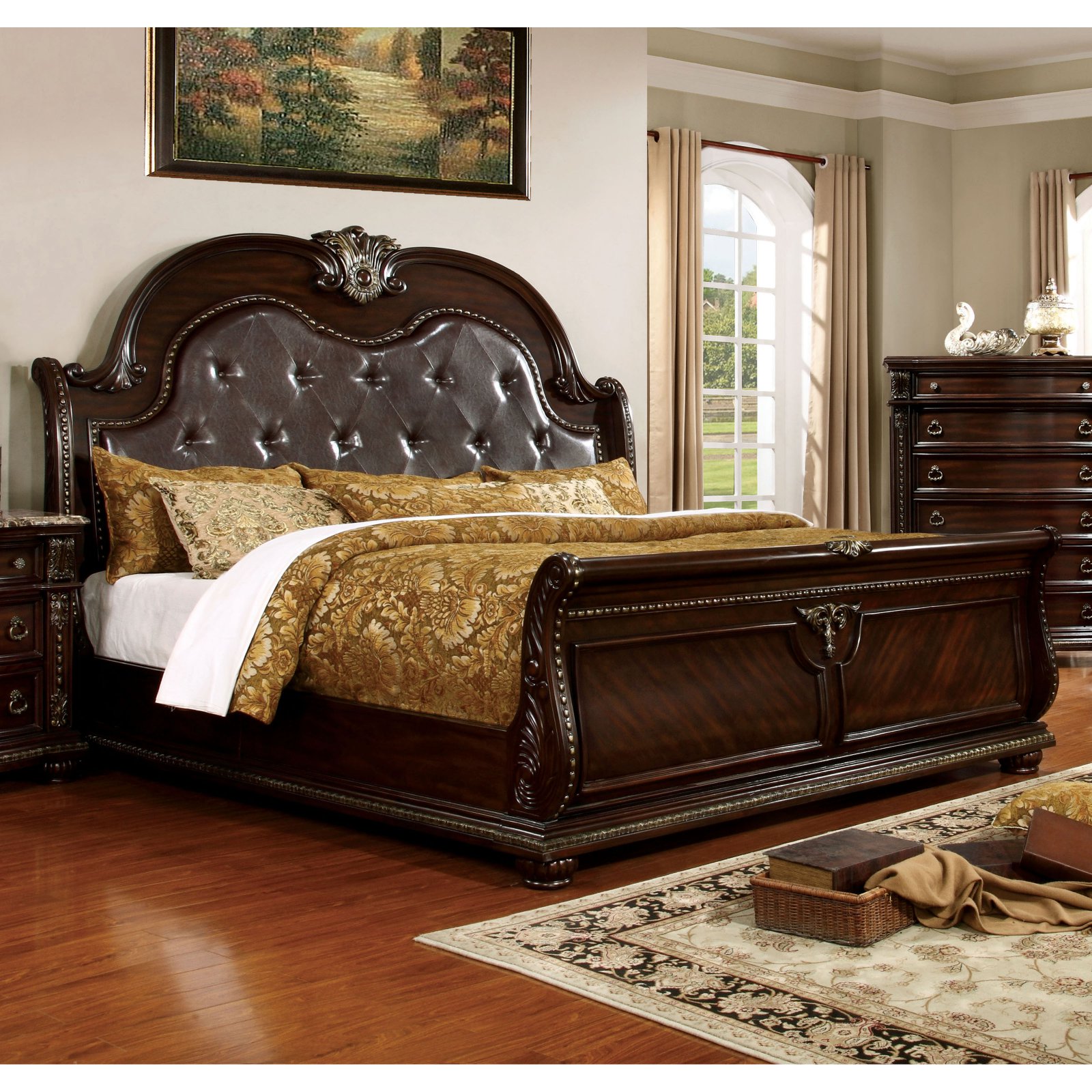 Furniture of America Daphne Traditional Sleigh Bed