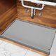 thumbnail image 1 of Tapete para Debajo del Fregadero, Silicona para Debajo del Fregadero de Cocina, Resistente al Agua Protector de Gabinete, Diseño de Borde, Fácil de Limpiar, Gris, 1 of 4