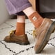 thumbnail image 1 of Calcetines de mujer de primavera y verano con cara sonriente bordada de algodón calcetines hasta la mitad de la pantorrilla calcetines casuales y versátiles de moda de primavera y otoño calcetines, 1 of 4