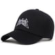 thumbnail image 1 of Gorra de béisbol deportiva casual bordada de algodón para hombre y mujer, 1 of 3