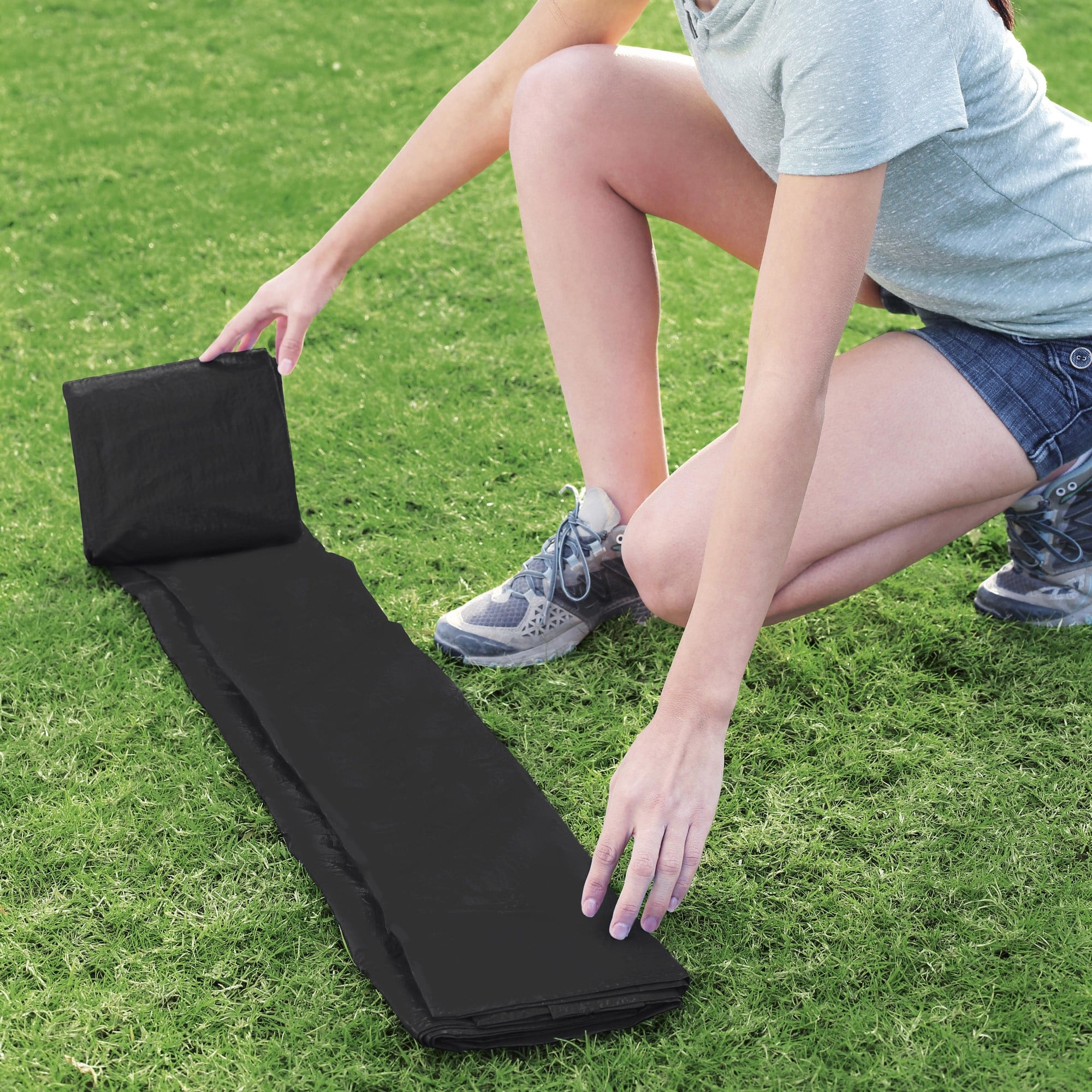 Bestway: 8' Round Pool Cover - Above Ground Pool Protector, Clear Water Maintenance Accessory, Drain Holes & Secure Rope, Durable PVC, Keep Out Debris