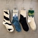 thumbnail image 4 of Calcetines sin costuras, calcetines de tubo medio sin hueso, calcetines de pareja para hombres y mujeres, modernos y deportivos de calle, 4 of 5