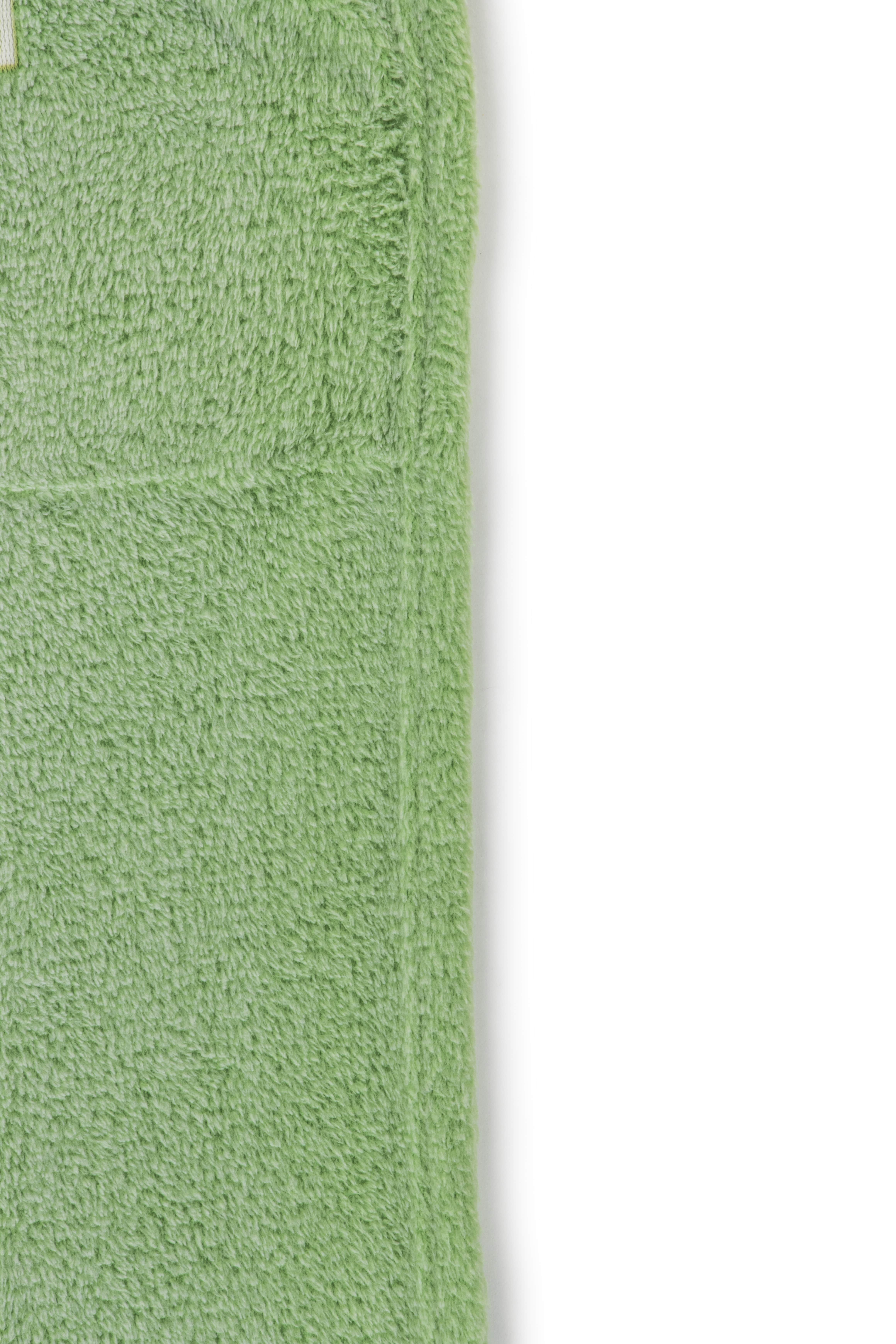 Minecraft Rising Mobs 62" x 90" Sculpted Glow-in-the-Dark Silk Touch Blanket, Polyester, Green, Mojang