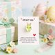 thumbnail image 4 of Decoraciones de Pascua, adornos de Pascua, regalos de Pascua, tarjetas de bolsillo con conejito de ánimo en inglés, tarjetas decorativas de escritorio con bendiciones inspiradoras y mensajes cariñosos, 4 of 6
