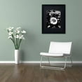 thumbnail image 3 of Trademark Fine Art 'Glowing Beach Shell' Canvas Art by PIPA Fine Art, Black Matte, Black Frame, 3 of 4