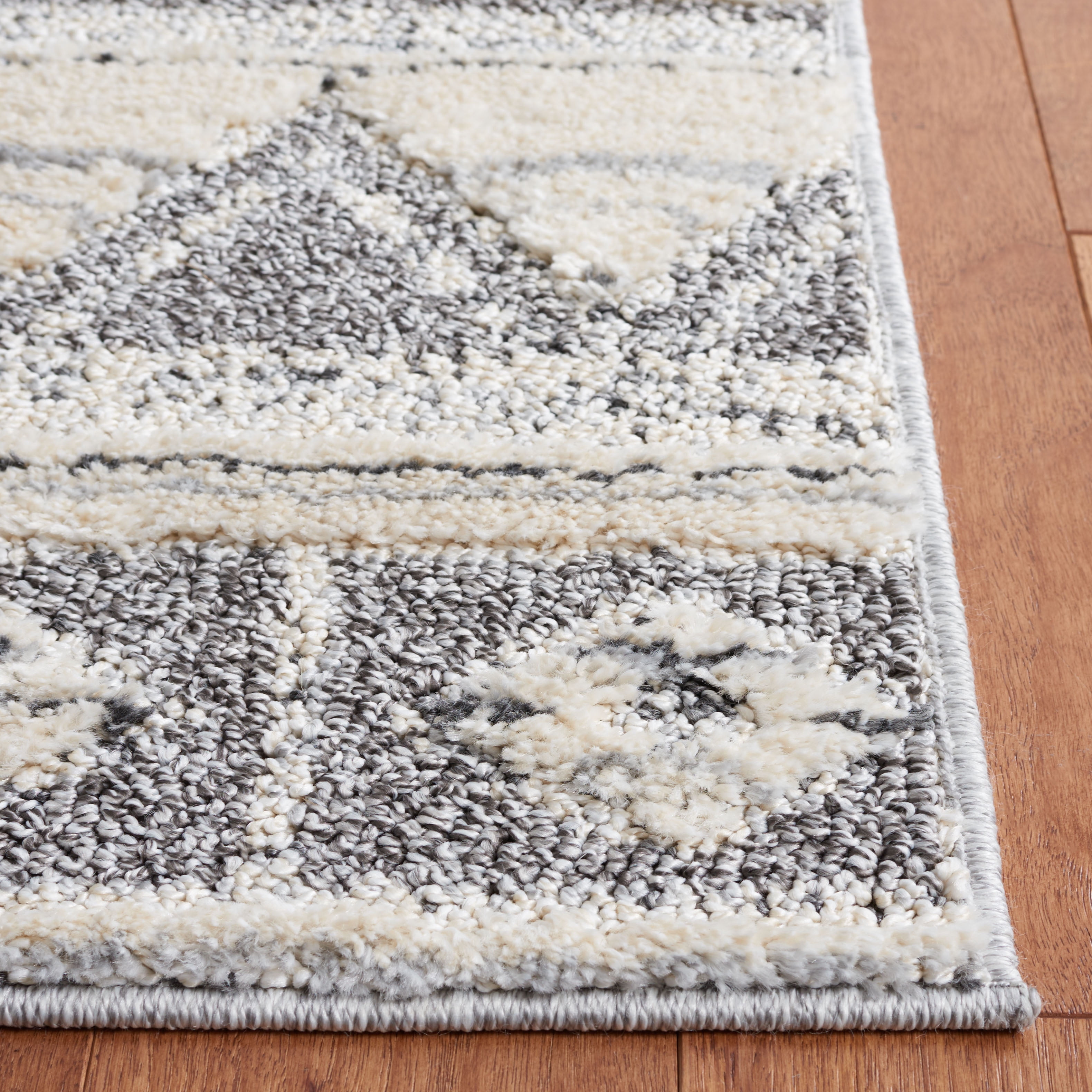 SAFAVIEH Martha Stewart Lucia Shag Area Rug, Ivory Grey/Dark Grey, 6'7" x 9'