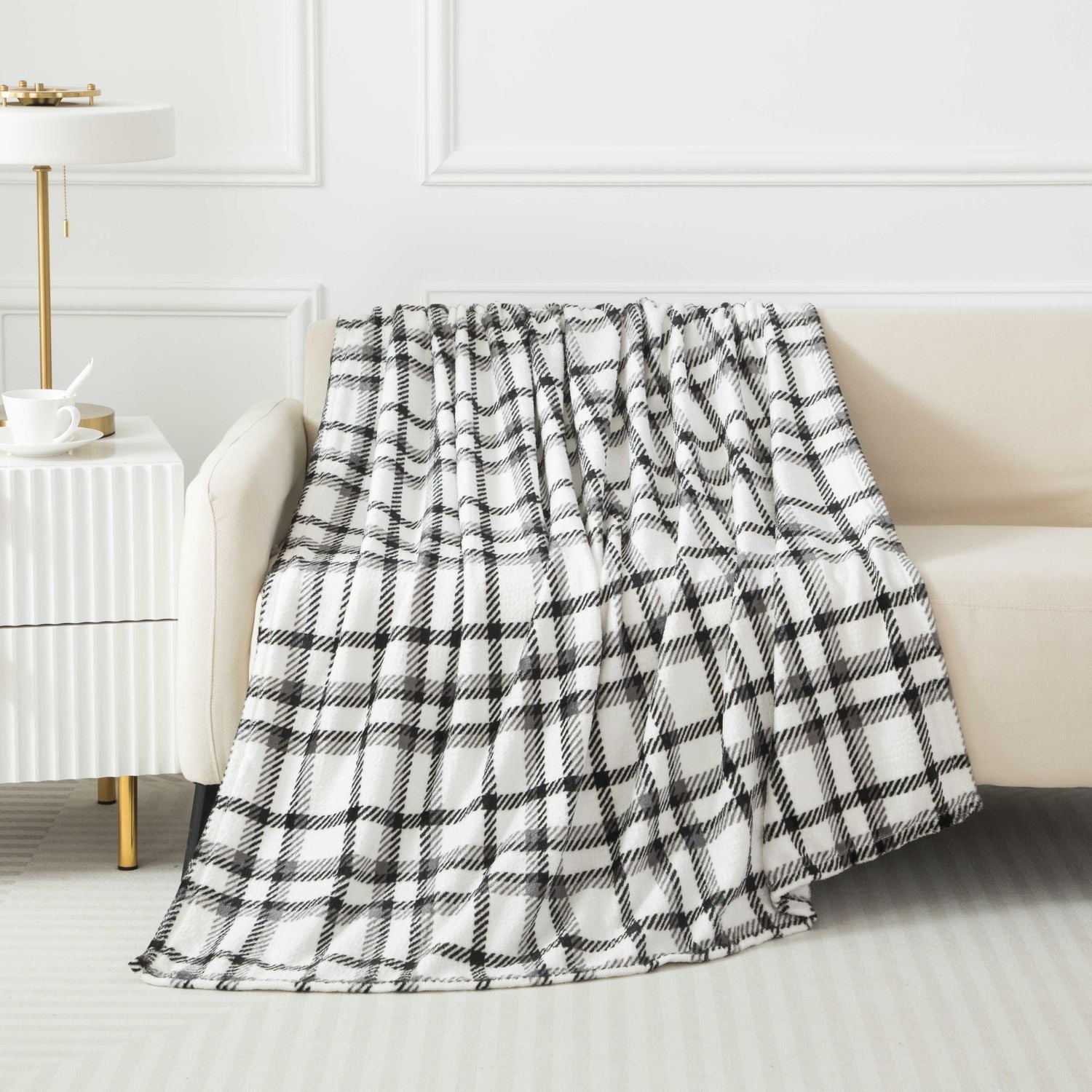 Jeté en peluche Mainstays Extra doux et douillet