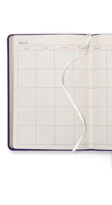 Gallery Leather Undated Daily Planner - Acadia Black - 8" x 5.5"