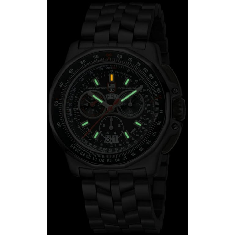 Luminox XA.9272 Men's F-22 Raptor Black Titanium Bracelet Luminox XA.9272 Men's F-22 Raptor Black Titanium Bracelet