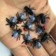 thumbnail image 2 of 100 Uds simulación de moscas fiesta Halloween accesorios complicados insectos falsos simulación Animal Prop para Halloween Día de los Inocentes, 2 of 5