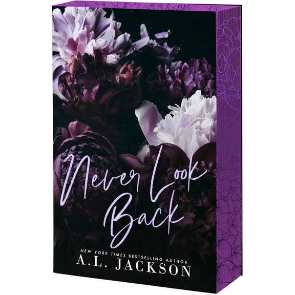 Pre-Owned Never Look Back (Paperback) 1649378637 9781649378637