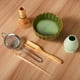 thumbnail image 5 of Juego de té matcha de 6 piezas, juego de iniciación tradicional japonés para matcha, batidor de bambú para matcha (Chasen), cuchara (Chashaku), tamiz de acero inoxidable, soporte para batidor (verde), 5 of 8