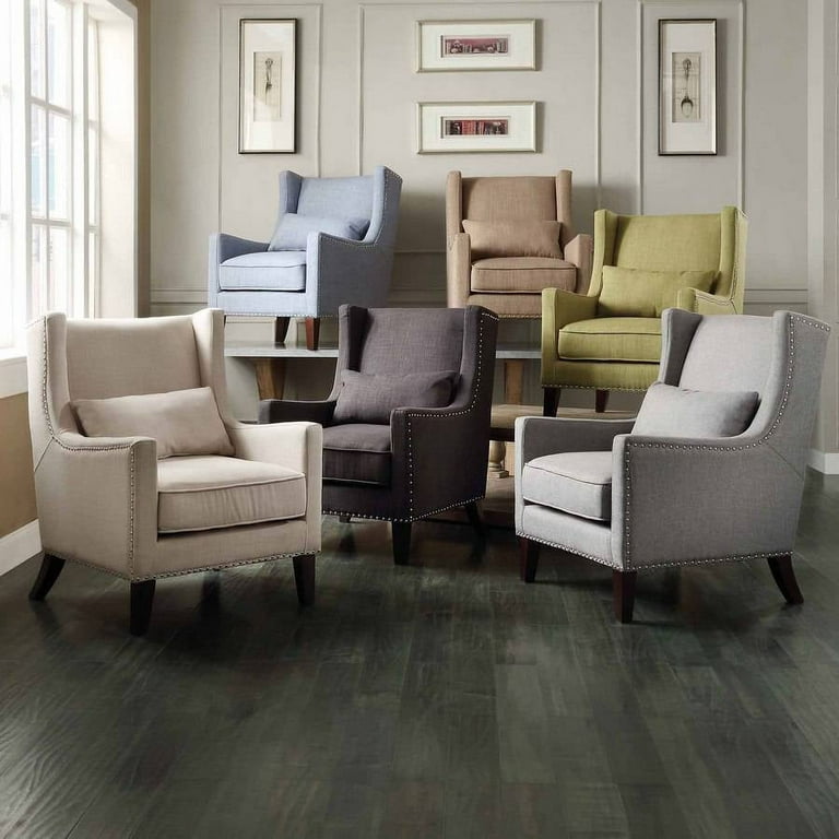 Accent chair with matching outlet throw pillows