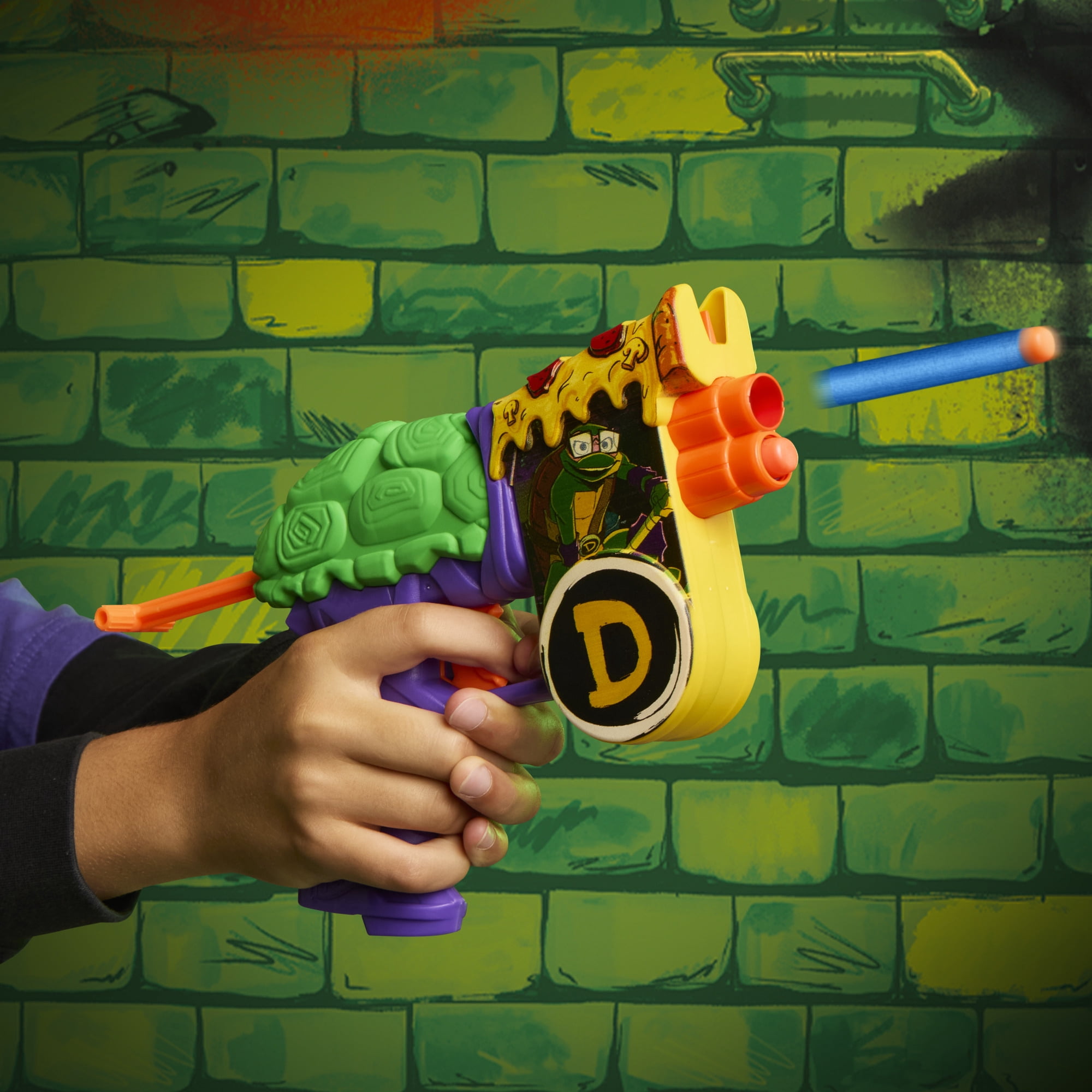 Nerf Teenage Mutant Ninja Turtles Donatello Blaster, 4 Nerf Elite Darts, Gifts for 8 Year Old Boys & Girls & up