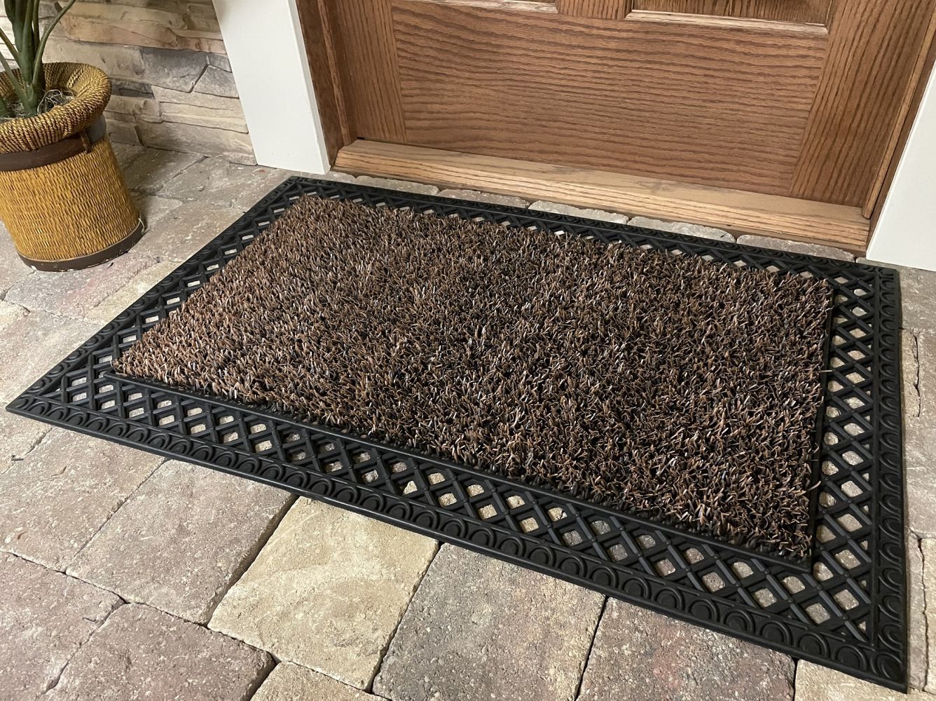 Clean Machine French Quarter Framed AstroTurf Scraper Doormat 23.5 x 35.5 inch Sandbar Brown Outdoor Use