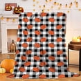 thumbnail image 1 of Manta de Halloween con calabazas naranjas y caramelos de maíz, ultra suave, ligera, para sofá, cama, decoración del hogar, 40 x 50 pulgadas, 1 of 5