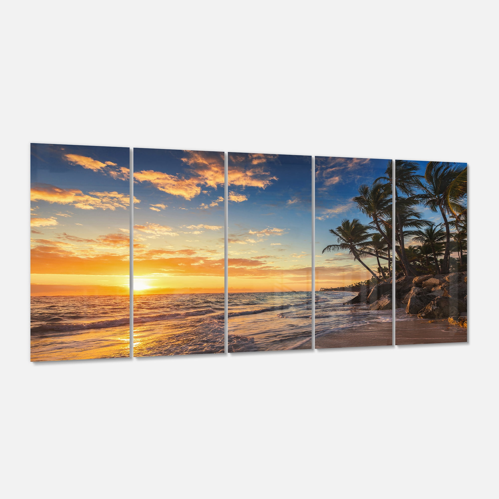 Designart 'Paradise Tropical Island Beach with Palms ' Multipanel Extra Large Seascape Metal Wall Decor