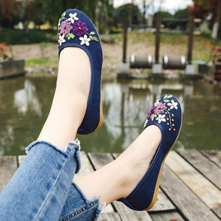 

DODOING Womens Ballet Flats Floral Embroidered Cut Platform Shoe Slip On Casual Driving Loafers Khaki/ White/ Navy Blue 4-10 Size