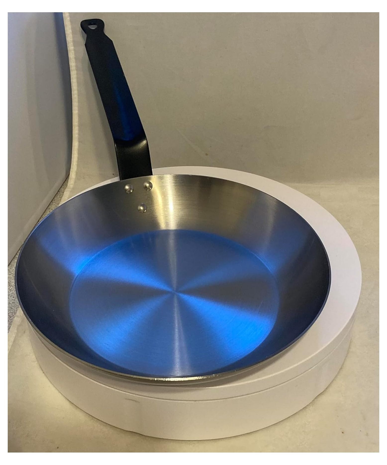 Frying Pan Nonstick Skillet 9.5": Carbon Steel Cookware Fry Pan without , Toxin Free & Healthy for Stove or Oven