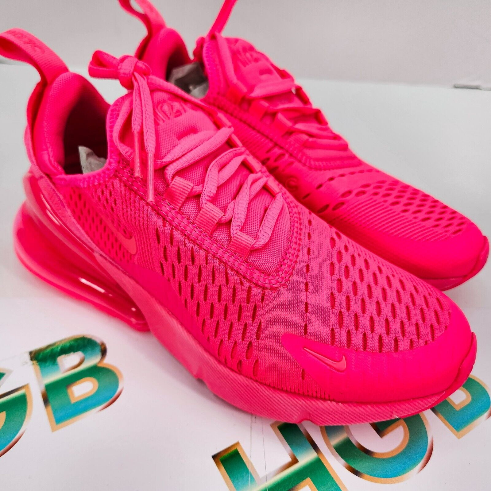 Nike Women's Air Max 270 in Hyper Pink/White - Size 8.5 Nike Women's Air Max 270 in Hyper Pink/White - Size 8.5
