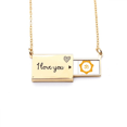 thumbnail image 1 of Culture Lotus Jaune Motif Lettre Enveloppe Pendentif Bijoux, 1 of 3