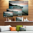 thumbnail image 3 of Pont en Bois dans la Mer Bleue - Impression sur Toile Moderne, 3 of 4