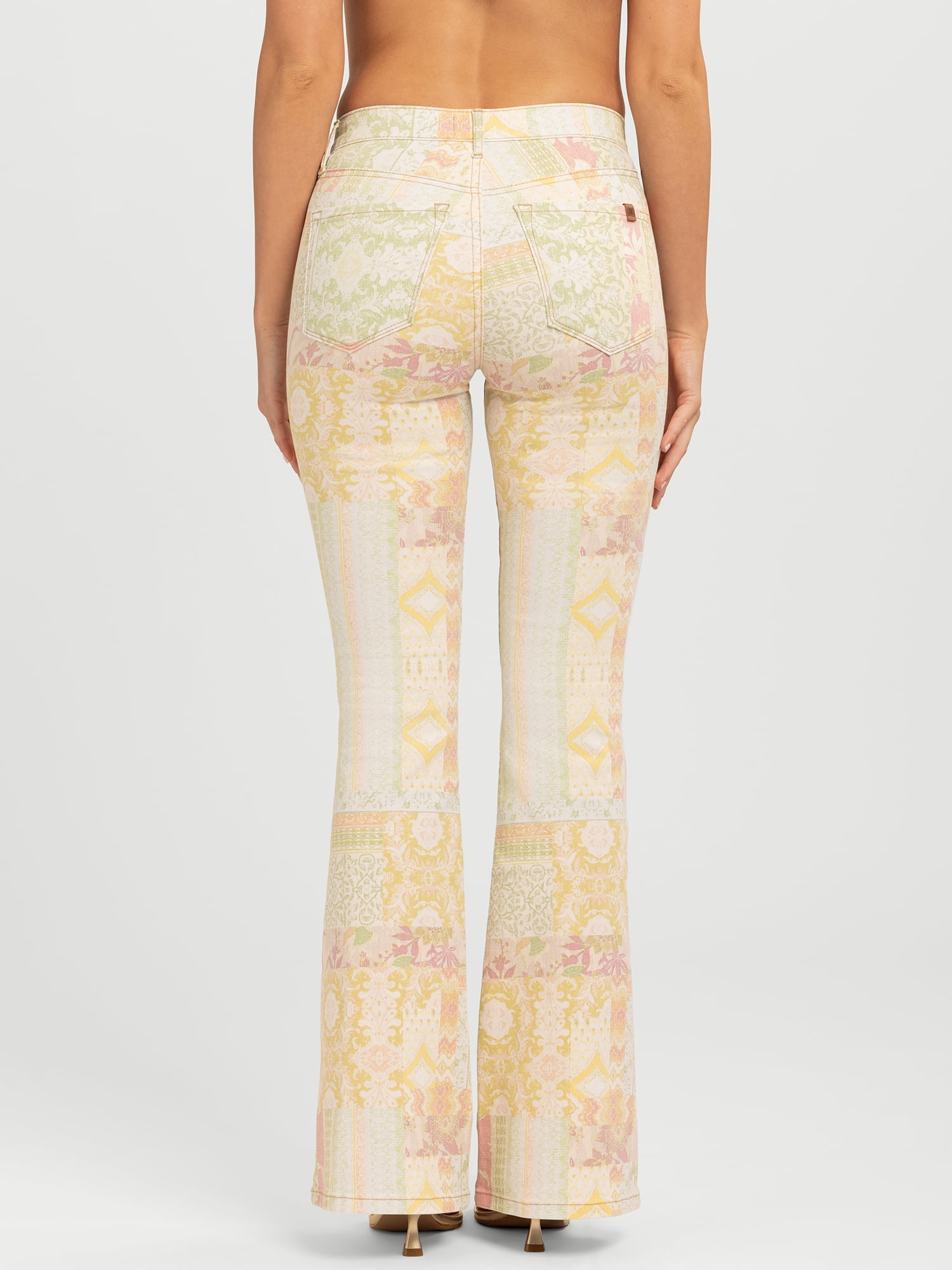 Jessica Simpson Women's and Women's Plus Daisy Fitted Flare Jeans, 30.5", 32.5", and 34.5" Inseams, Sizes 2-26W