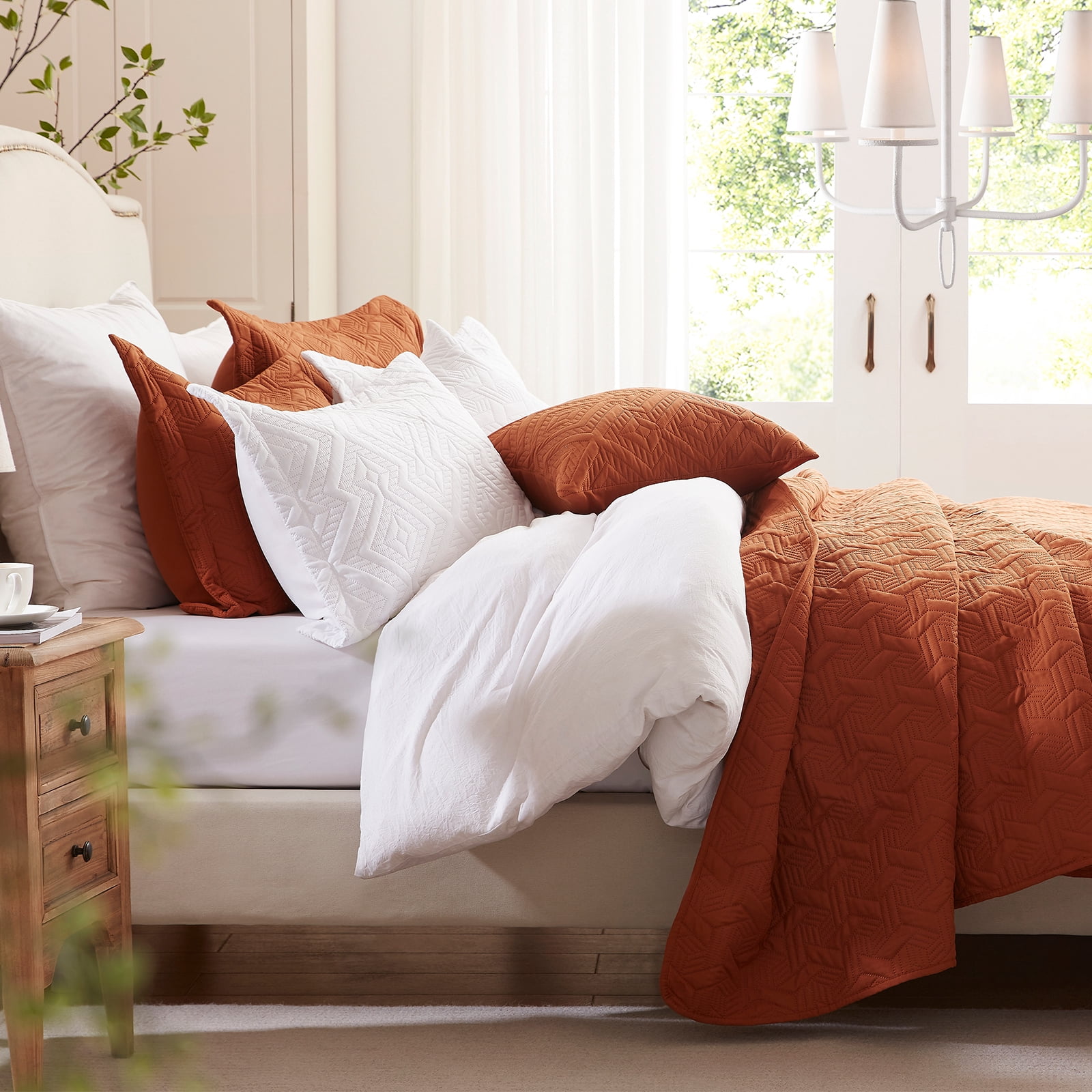 Full/Queen Quilt Set 3 Pieces, Lightweight Burnt Orange/Rust Bedspread-90''x98'', Soft Microfiber Summer Quilt, Luxurious Warm Coverlet Set for All Seasons (Includes 1 Quilt, 2 Shams)