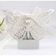 thumbnail image 1 of Cajas de papel con forma de mariposa recortadas con láser en color rosa para bombones y bodas, 50 unidades, 1 of 6