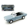 thumbnail image 1 of Voiture Modèle Moulée sous Pression 1 par 2 Ford Mustang Convertible Bleue 1 par 24 de 1964, 1 of 1