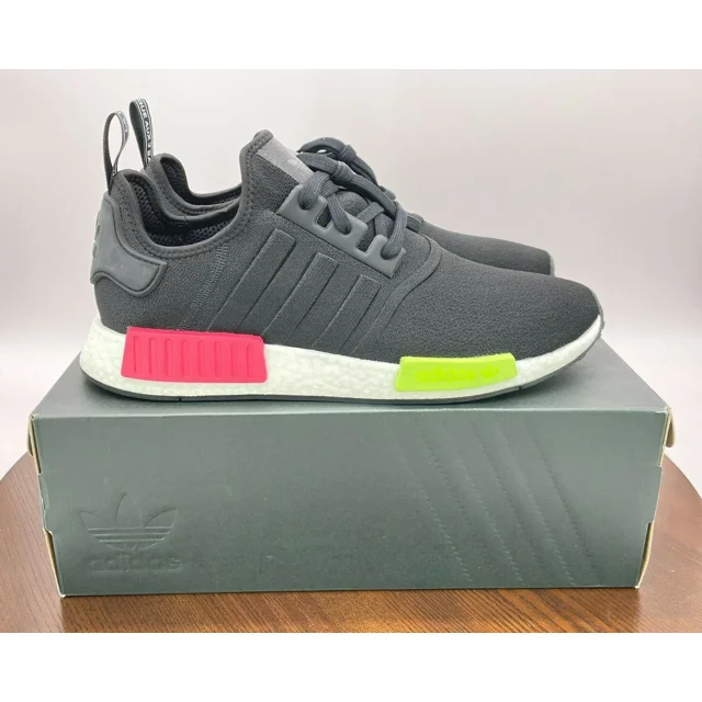 Size 13.5 Ad-id-as NMD R1 Boost Mens Running Shoes Core Black/Energy Pink - EE5100