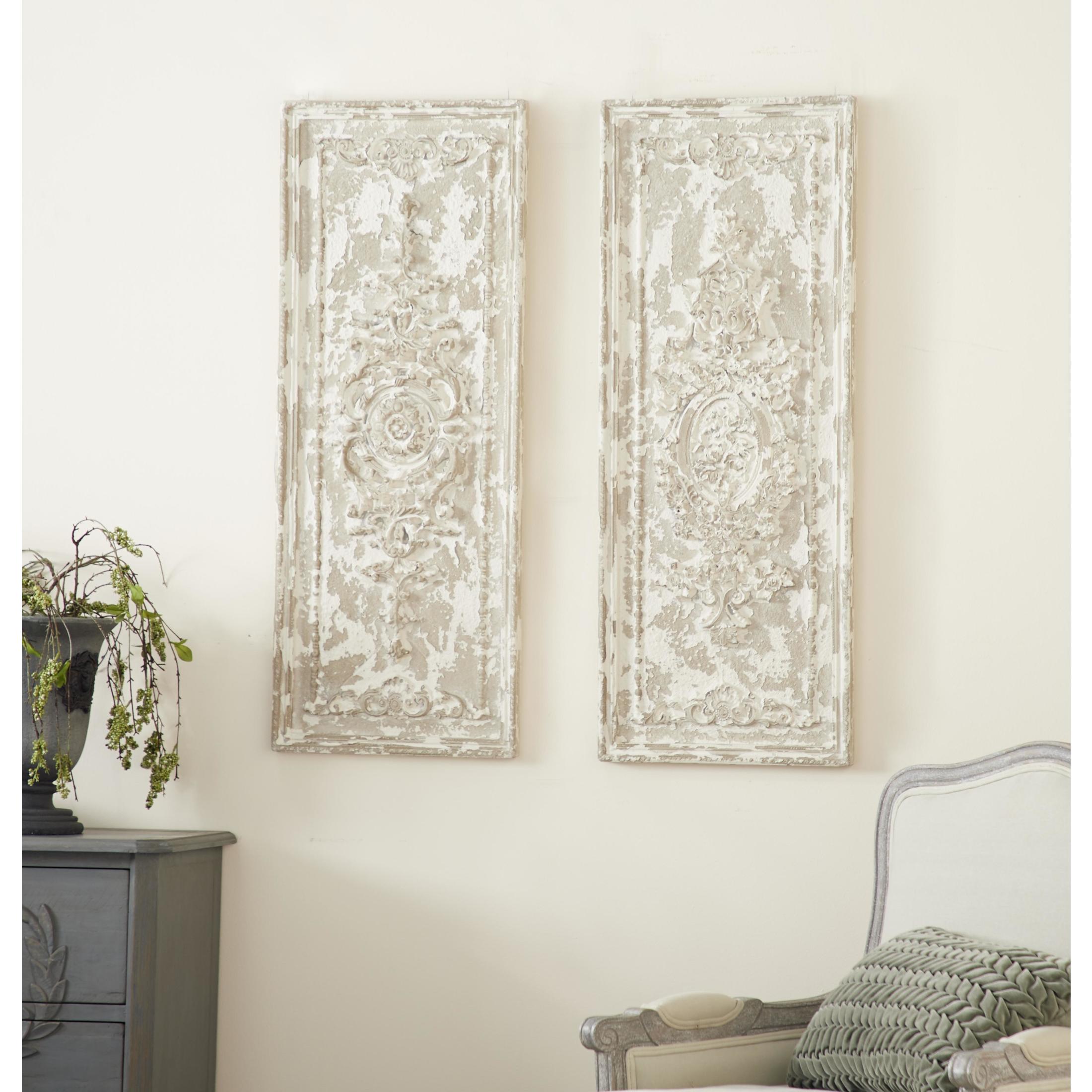 DecMode Beige Fiberclay Ceramic Handmade Carved Arabesque Geometric Wall Decor (2 Count)