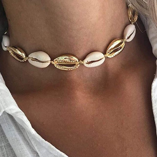Collar bohemio de concha de Puka, gargantilla de concha de Pooka trenzada en la playa, joyería para mujeres y niñas (oro)
