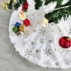 thumbnail image 4 of Falda de árbol de Navidad de felpa blanca, alfombra de pie de copo de nieve, piel sintética, cubierta de Base de árbol de Navidad, decoración del hogar, 78/90Cm, 4 of 4