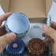 thumbnail image 5 of Latas Multicolores de 4 Piezas, Latas para Velas, Bastidores de Almacenamiento, Kit para Hacer Velas, Adecuado para Reuniones, 5 of 5