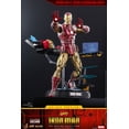 thumbnail image 4 of Figura Coleccionable Iron Man (deluxe) Sixth Scale Figure By Hot Toys HOT TOYS SIXTH SCALE FIGURE, 4 of 8