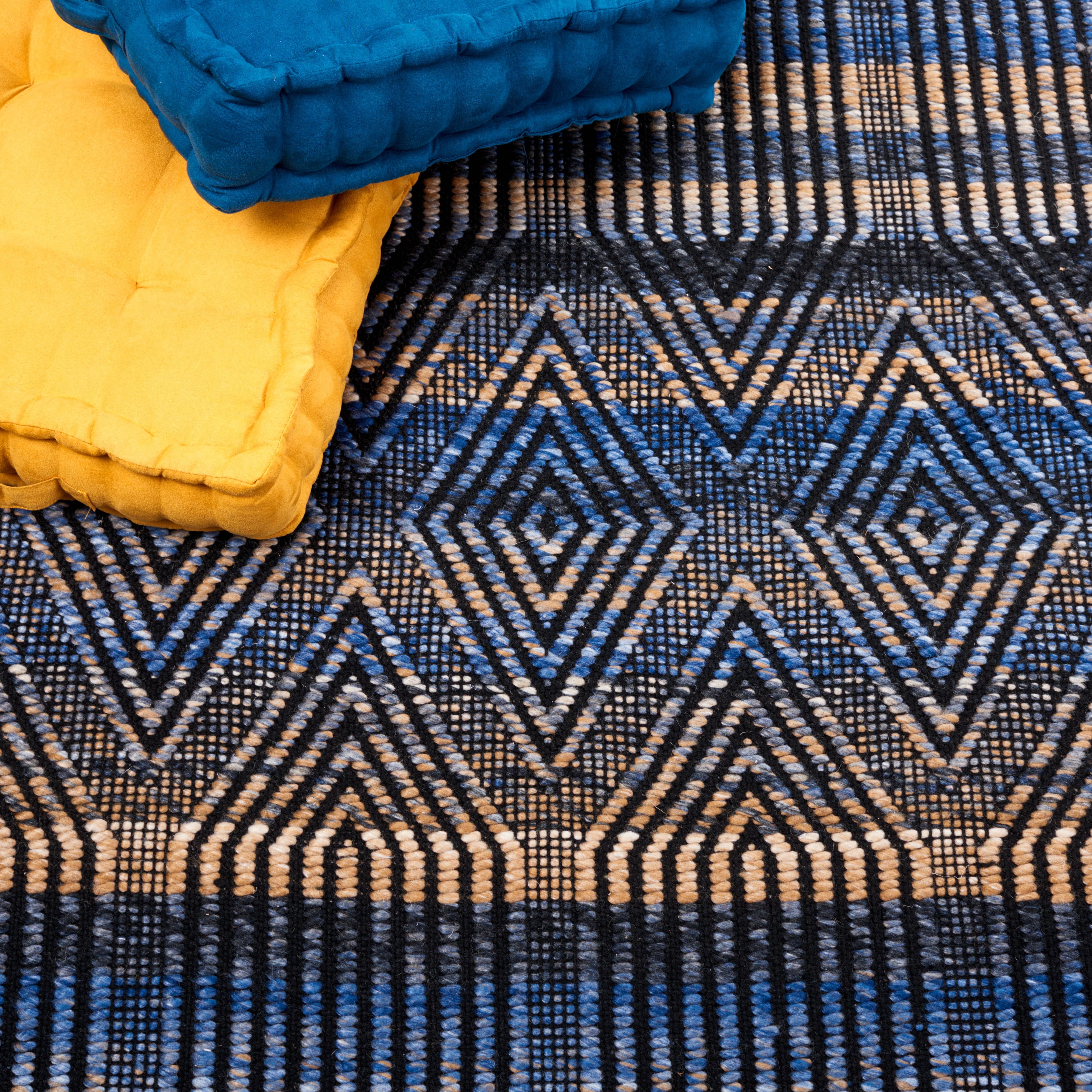 SAFAVIEH Natura Diggory Geometric Polyester Area Rug, Blue/Orange, 4' x 6'