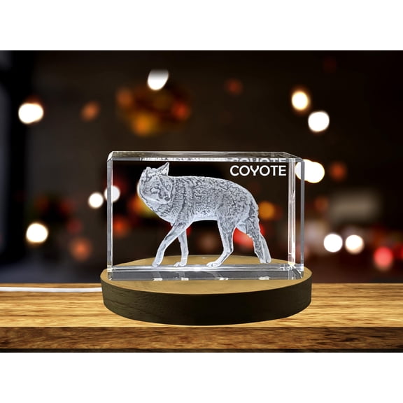 Striking 3D Engraved Crystal of a Wild Coyote - Perfect for Animal Lovers and Nature Enthusiasts