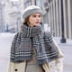 thumbnail image 3 of Bufanda cálida para mujer, manta de gran tamaño con borlas, chal de cuadros escoceses, suave y acogedor, tacto de cachemira, pashmina a cuadros, 3 of 5