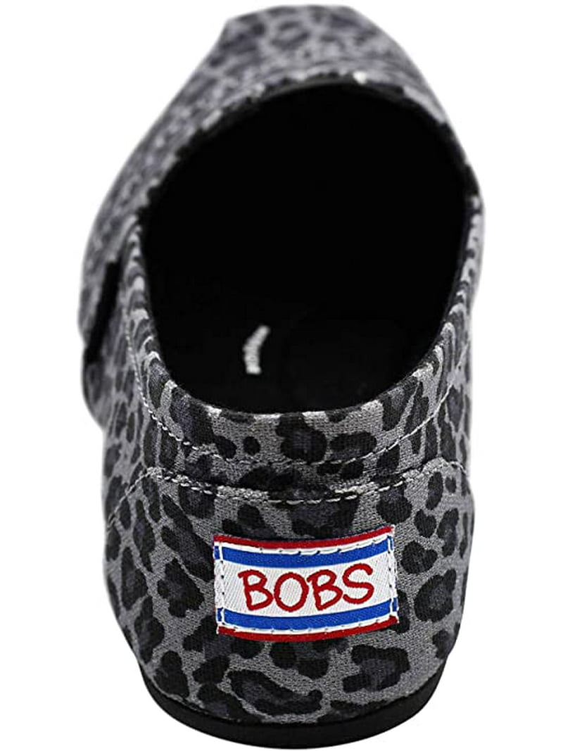 difícil de complacer vacío Especialidad Skechers Women's Bobs Plush-Hot Spotted Leopard Print Slip on Ballet Flat,  Black/Charcoal, 7 M US - Walmart.com